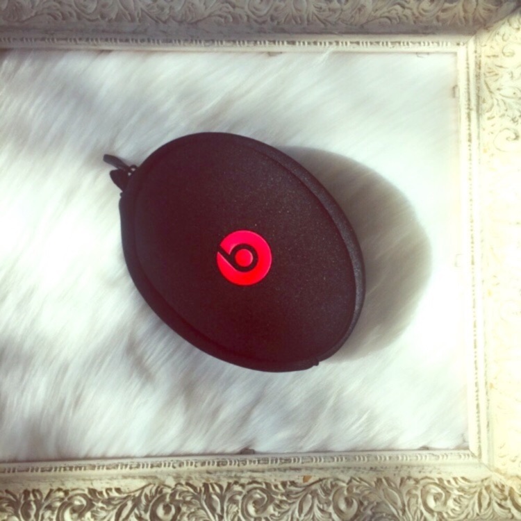 Beats By Dr Dre Headphone Case